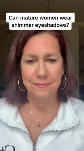Can mature women wear shimmer eyeshadows? Absolutely! Let me show you where and how to apply. #eyeshadowlooks #beginnereyeshadow #beforeandafter #matureeyeshadowlooks #matureeyemakeup #shimmereyeshadow #shimmereyesmakeup #over50eyeshadow ￼￼