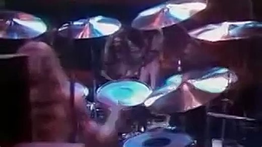 Lynyrd Skynyrd Free Bird BBC 1975 YouTube official