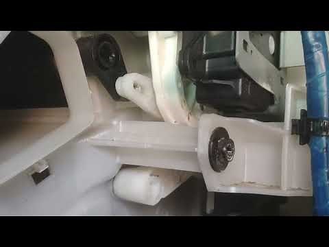 Changing the HVAC mode module on 2006 4Runner