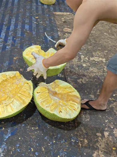 Coring Crunchy Jackfruit: How to Remove Jackfruit Core Cleanly