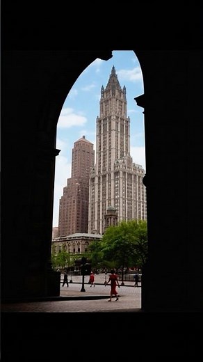 A Glimpse of Eternity: Woolworth Building, 1949 – Restored Footage