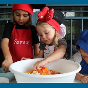 674K views · 44K reactions | Little chefs make pasta salad Find the Vitamix blender here: https://amzn.to/30MZoDn Instagram: www.instagram.com/littlevegancooks Youtube:https://www.youtube.com/channel/UC_suiznE4hpPUaR0UJci6eA… | CookingwithSammy | Facebook