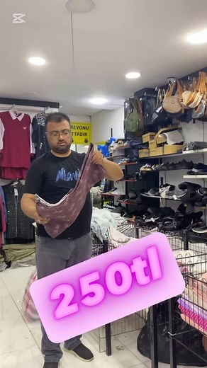 150cmX240cm kilimler geldi. Yaz geldi yenilik lazım.!herkezi bekliyoruz.fiyat 250tl. Daha fazlası için lütfen takipte kalınız. Adres: Şazibey mahallesi Azerbaycan bulvarı Sude Sitesi altı 12 Şubat Kahramanmaraş Torunoğlu Tekstil saygıyla sunar. | Torunoğlu Tekstil