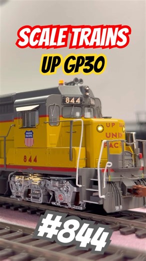 SCALE TRAINS HO GP30 start up #modeltrains #modelrailroad #trains #hoscale #railroad#railway