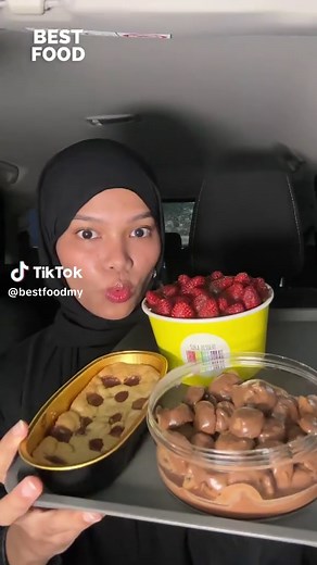 Suka Dessert: Manjakan Selera Anda di Batu Caves