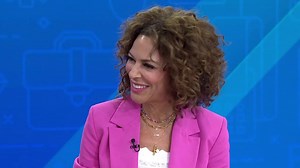 Relationship coach shares tips for happy, long-lasting connections