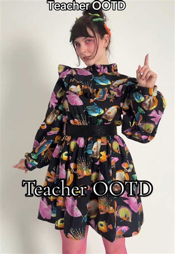 Same stunning @Franklin Jay dress styled OFF & ON -The Clock 💕 | teacher ootd