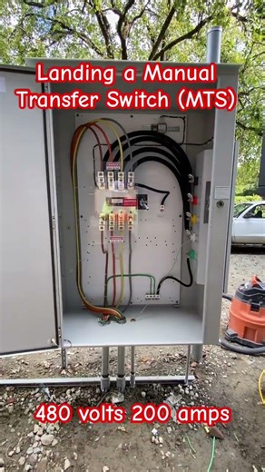 Wiring a Manual Transfer Switch (MTS) for emergency power supply #electrician #sparky #apprentice