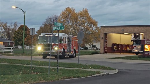 1.9K views | Erie County Cheektowaga, NY Forks Vol Fire Engine 1 responding to an MVA with injuries | WNY Code 3 Photography & Video | Facebook