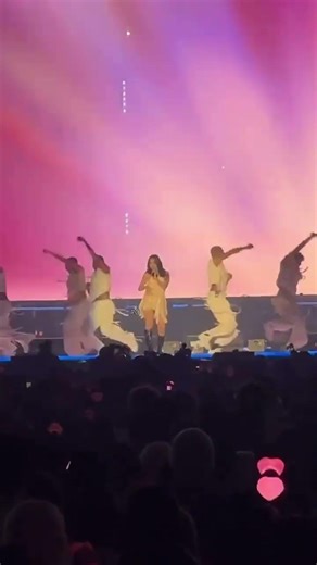 HER VISUAL,HER HIGH NOTE AND HER PERFORMANCE #blackpink #jisoo #concert #fypシ゚viral #japan #tokyo D1