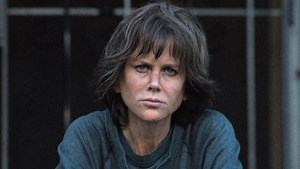 Destroyer Takes Its Characters On a Journey into Darkness | Den of Geek