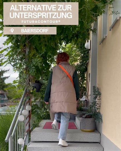 FUTURACONTOUR® – Spürbare Hautverjüngung. Sichtbare Ergebnisse. ✨ Erlebe eine neue Dimension der Beauty-Technologie: FUTURACONTOUR® verbindet innovative Hightech mit sanfter Behandlung – ganz ohne Nadeln, Schmerzen oder Ausfallzeit. Durch modernste Biophoretic-Technologie gelangen hochwirksame Pflegewirkstoffe tief in die Haut, während Mikrostrom und Elektroporation deine Gesichtskonturen definieren und deine Haut sichtbar glätten. 💎 Straffere Haut & frischere Konturen 💎 Mehr Spannkraft und ei