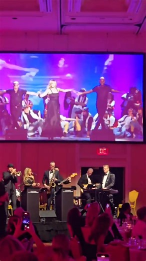 3/29 Congratulations Debbie Gibson / NV Ballet “Woman of The Year”. This marks the 9th year I’ve had the honor to conduct Pop Strings Orchestra for the NV Ballet Black & White Ball. Thank you Stacey Gualandi for the video ** #DebbieGibson | David Perrico Music