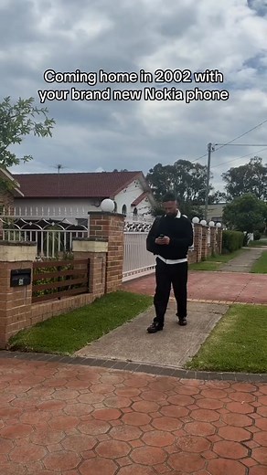 13K views · 53 reactions | Who remembers when we had pay per text we sent #nostalgia #nokia #nokia3310 #meme #throwback #memoryunlocked #childhoodmemories | Deni-dolce | Facebook