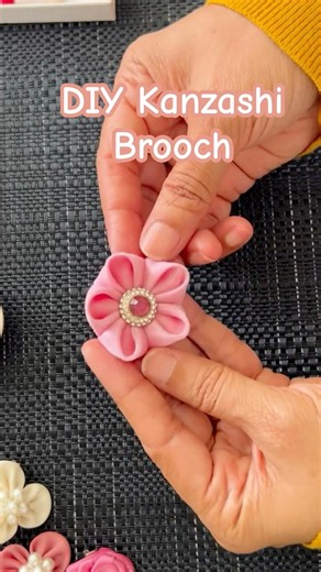 DIY Kanzashi Brooch #Kanzashi #ribbon flower #handmade #craft idea #youtubeshorts