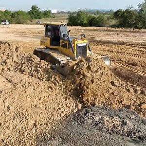 1.7M views · 7.3K reactions | How to choose the right bulldozer for land clearing projects? #excavator #catexcavator #constructionsite #constructionlife #heavyequipment #machinery #caterpillar #demolition #operator #contractor #constructionworker #wheelloader #earthmoving #bulldozer #heavymachinery #heavyequipmentlife #hitachi #buldozer | Daily Bulldozer | Facebook