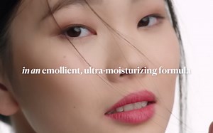 Laura Mercier Petal Soft Lipstick Crayon, 24HR Lip Softening Hydration, 12HR Sheer Matte Lip Color, Comfortable Weightless Wear, Diffused, Blurred Effect, Limited Edition Set