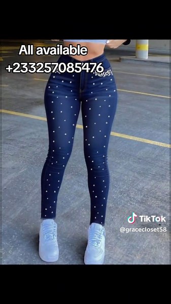 Kindly call or what'sApp 233257085476#ghanatiktok🇬🇭 #fypシ゚viral🖤tiktok #clothingbussiness #onlineshopping #viraltiktok