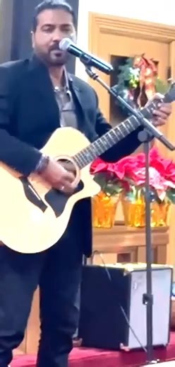 Singing live in church on Christmas Day | John Mall