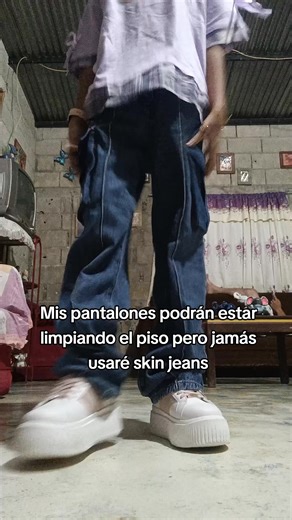 Pantalones que Limpian el Piso: Nunca Skinny Jeans