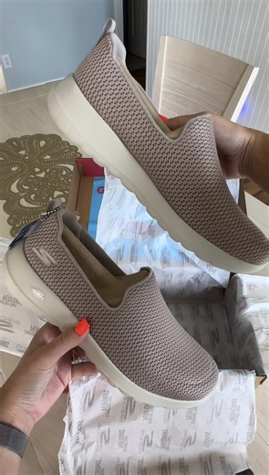 Watch Sketchers Go Walk Joy Review. Great shoes. on Amazon Live