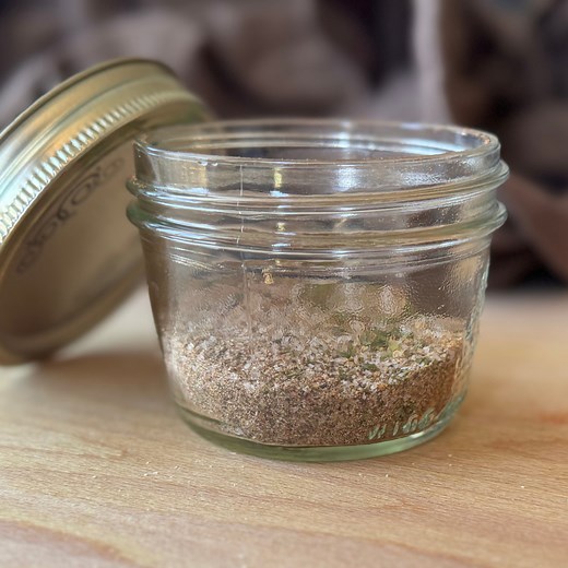 Best Dry Rub for Beef Roast - Easy Homemade Recipe - Clover Meadows Beef