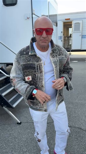 Mr. Wonderful: The Fashionista of Shark Tank