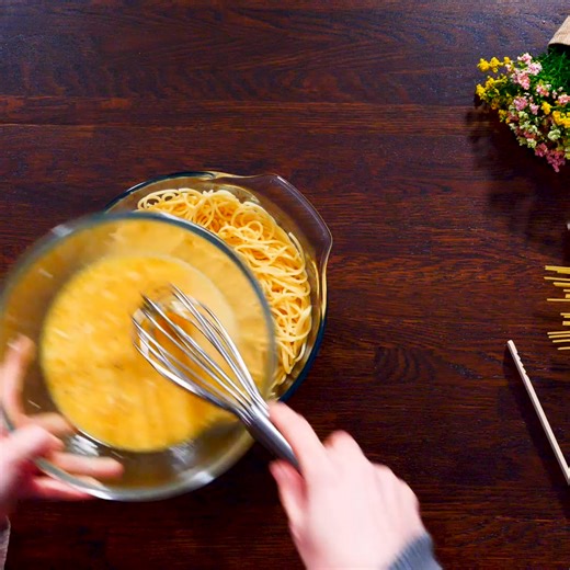 Crispy Fried Spaghetti 🍝🔥 (The Viral Pasta Hack!) | Dinner Recipes