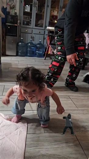 My daughter is such a character 🤣. I love her!! She makes me smile 😃 #babygirl #dancing #crazybaby
