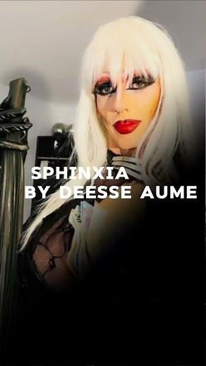 Je l’initie : Sphinxia Drag Queen entre dans l’univers BDSM