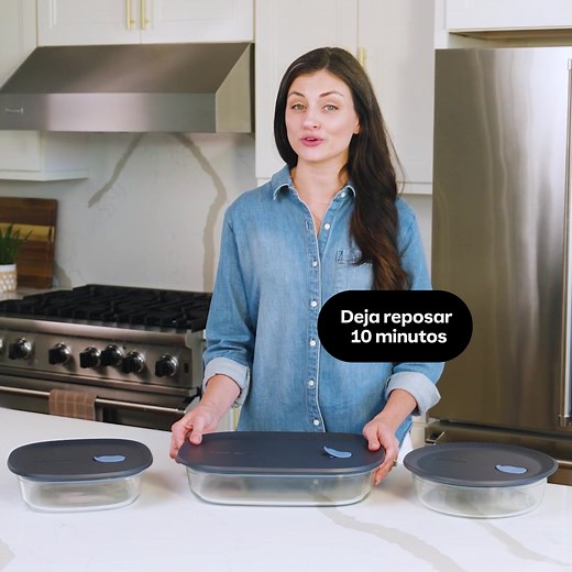 ✨ ¡Descubre Vitrea! ✨ La nueva línea de Tupperware hecha con vidrio borosilicato 🔍 de la más alta calidad. ✅ 4 en 1: Prepara 🍳 | Cocina 🔥 | Sirve 🍽️ | Conserva ❄️ Compatible con horno, air fryer, microondas, refri y congelador. Elegante, funcional y perfecta para conquistar tu cocina. 💎 👉 ¡Haz que cada comida sea un momento especial! | Familia Tupperware México