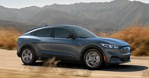 Ford will use VR to train technicians to work on all-electric Mustang Mach-E