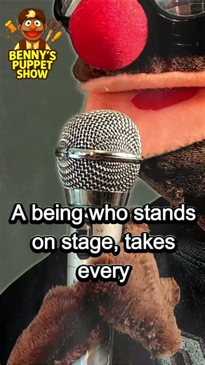 The Mic That Survived 2,000 Rappers 🎤