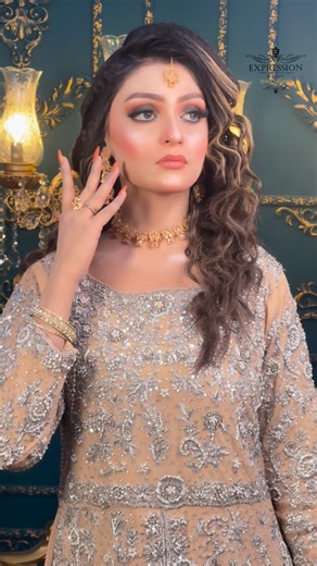 Expression The Makeup Studio By Hina Arshad on Instagram: "Mini tutorial alert! 💫 Catch a glimpse from our recent look created by Expression Salon 🤎 📞 03362168811 📍North Karachi Branch: LS-5 (ST-7), Sector 11-K, Near Power House Chowrangi, North Karachi. #Expressionbeautysalon #hinarshad #beautysalon #baratlook #bridalmakeup #mua #karachi #northkarachi #makeupstudio #sindh #pakistan #insta #reels #viral #ExpressionsSalon"