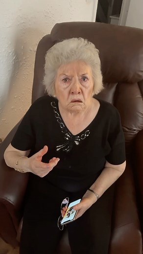 Beau The Beard on Instagram: "This filter 😂😂😂😂😂"