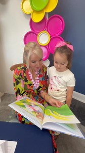 Miss Laura bought one of my books today… so we had a special reading💕💕💕💕 @Turnerpublishing | Amy Watson NC5