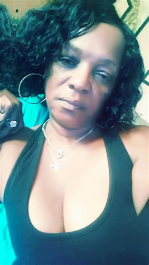 Beautiful Queen 👑🖤 | Meme Henderson