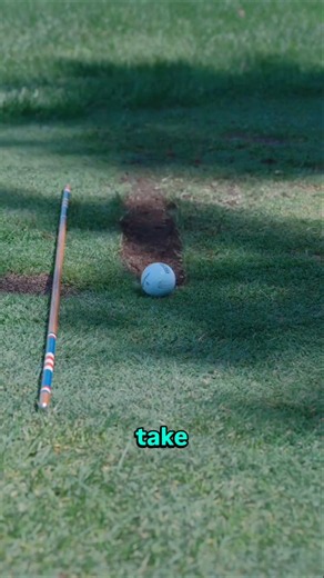 Why Golfers Pour Sand After Every Shot?! ⛳⏳#core