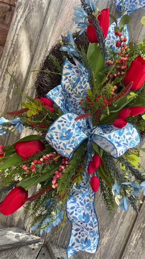 ❤️🤍💙 Red White and Blue Chunky Vine Wreath