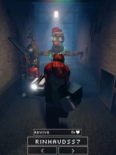 RUNNING FROM CHICA 😂🙏 #roblox