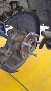 How to install wheel stud #mechanical #workshop #repairing #information #tips #tricks #stud #Change #reelsfypシ | Mujahid Manzoor