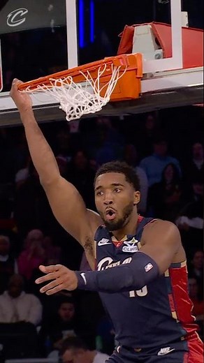 😮 THE HALFCOURT OOP! #LetEmKnow #Cavs #DariusGarland #DonovanMitchell #NBA #Shorts