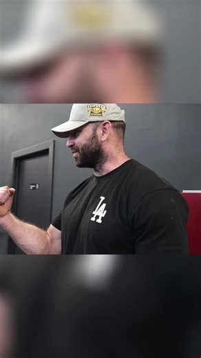 9 Fingers Punching Air: Hilarious Brad Meme! #shorts