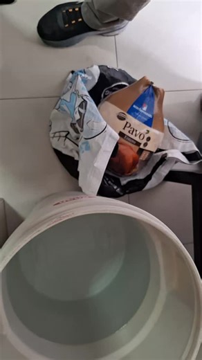 Don Cucho on Instagram: "Lunes 22 descongelar pavo Martes 23 sazonar pavo (como quieras) Miércoles 24 hornear calcula pavo de 7 kilos 3 horas a 180 grados ¿a que hora cenas? ¡A las 12 Abrazos y Besos! Jueves 25, desde las 00 horas y durante todo el dia, a comer rico pavo de la forma que más provoque, engreir a la family es bello recuerdo que dura toda la vida Prepare pavos por docenas y algunos años por cientos hasta el 2007...full chamba, sirvió para matrículas y pagos de algunas mensualidades