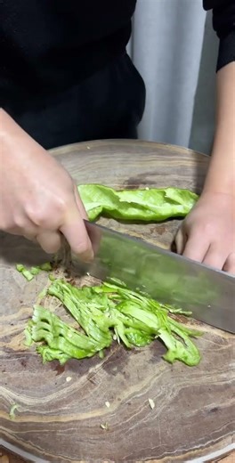 #Learn how Green Pepper Make this Masterpiece Carving Cutting design Skills#Fruit Carving design#