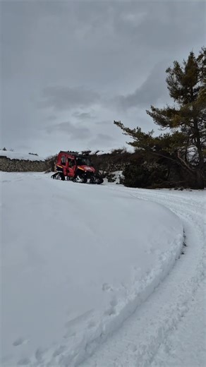 pas mal cet engins ? l'hiver il y a les chenilles et l'été c'est les roues en mode buggy 💪 #strike #Briançon #pompier #uls