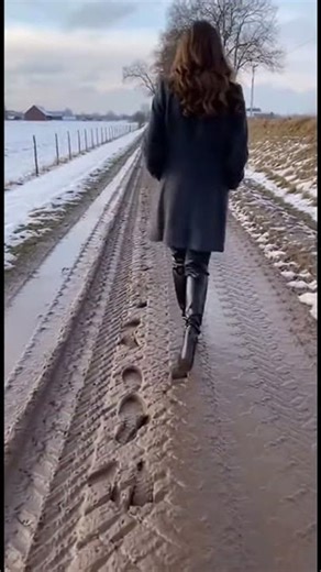 AI Black Overknee Stiletto Boots in Mud & Snow Walk | #bootsinmud #highheels #ai #snowwalk #boots