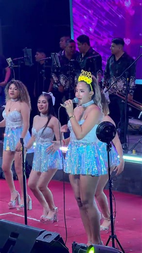 Mix Corazón Valiente en la voz de Cielo Heredia #shots #cumbia #musica #musicaconecta #concierto