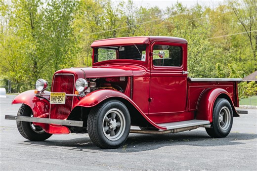 350-Powered 1934 Ford Pickup Hot Rod