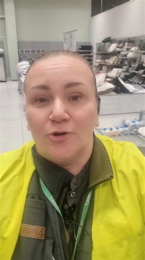 Nyt on tavaroita jo omilla paikoillaan ja pika vauhtia lisää siirtyy. Tulehan katselemaan 💚 Ps. Remontinpoisto alessa super edullisesti tuotteita 💚 | Prisma Iisalmi